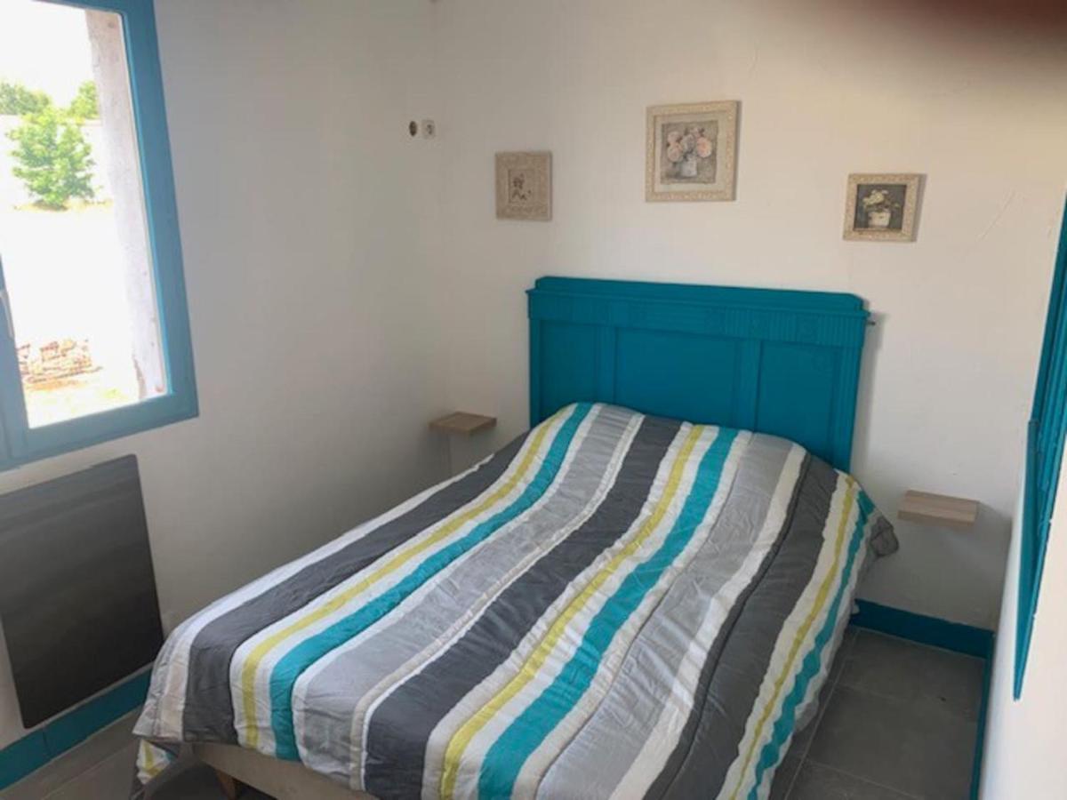 Le Depot Appartement Du Port A Champvert Buitenkant foto